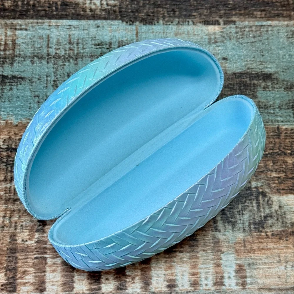 Women’s Blue Fashion Sunglasses & Case - Picture 12 of 15